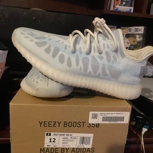 Yeezy mono ice